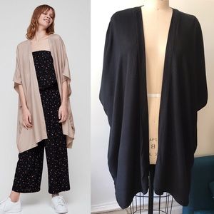 ❌SOLD❌Aritzia Aitken Blouse/ Kimono  (BLACK)